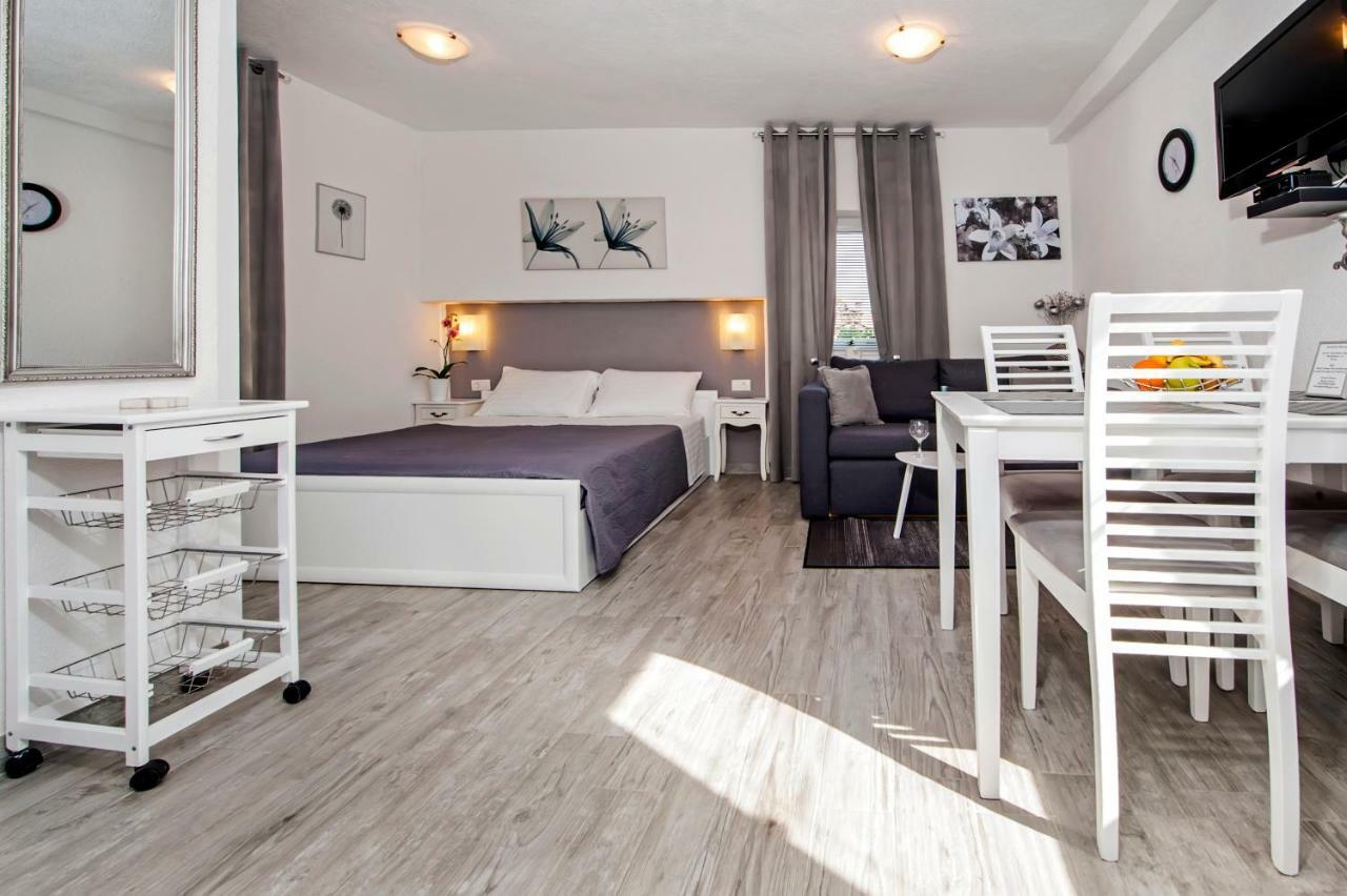 Studio Apartment Sunce Rovinj Exterior foto